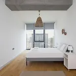 Σπίτι διακοπών Lovely Modern 1bd Views W Poolgym! #222 *