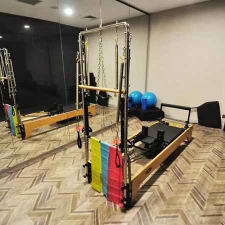度假居 Lovely Modern 1bd Views W Poolgym! #222 伊斯坦布尔